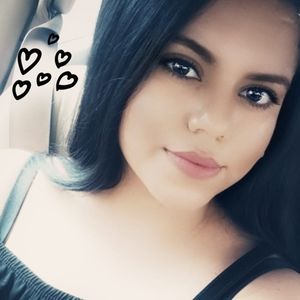 Meet your Posher, Lesly